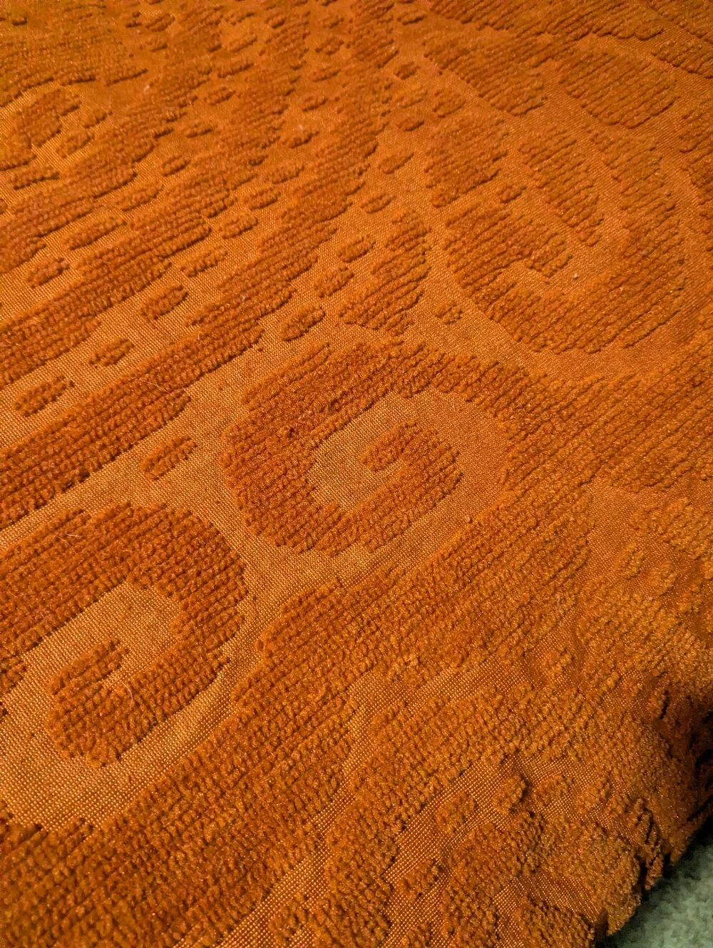 1970s Burnt Orange Chenille Tufted Bedspread Coverlet With Fringe Queen READ